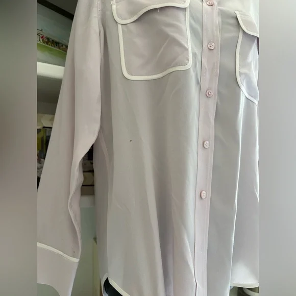 Equipment Femme Blouse in Languid Lavender 100% Silk - Picture 2 of 5